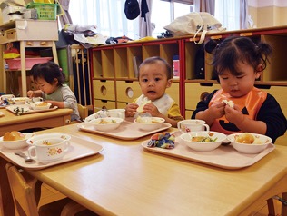 給食